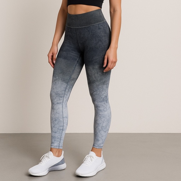Lululemon Leggings Ombré Long Neutral Pattern Tight Fitted Mid High Rise - Picture 1 of 8